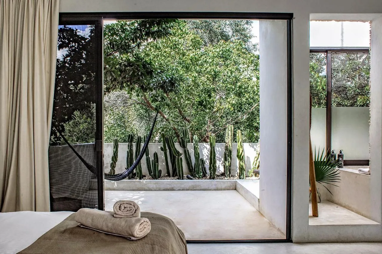 Дом отдыха Villa In La Veleta For 16 Guests Тулум